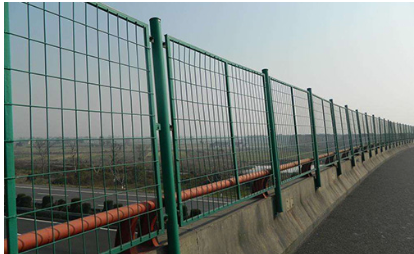 甘孜藏族自治州道路护栏框架护栏网 - 方案